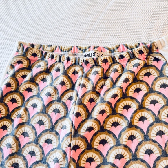 WILDFOX Cream & Pink Hearts Joggers Sweatpants - Picture 4 of 11